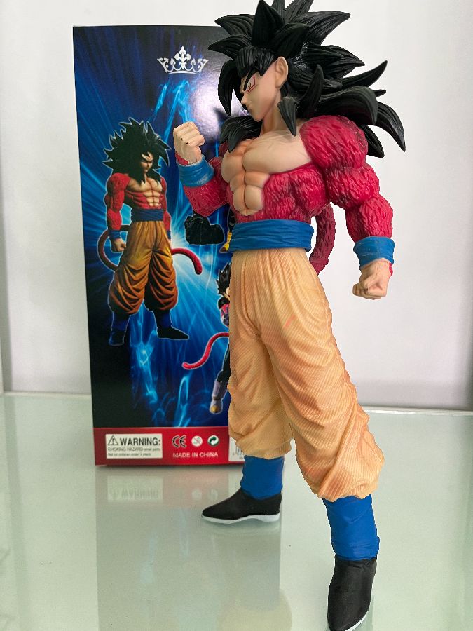 Goku super saiyan 4 SSJ4