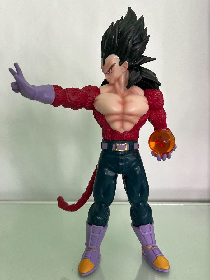 Vegeta Xeno SSJ4