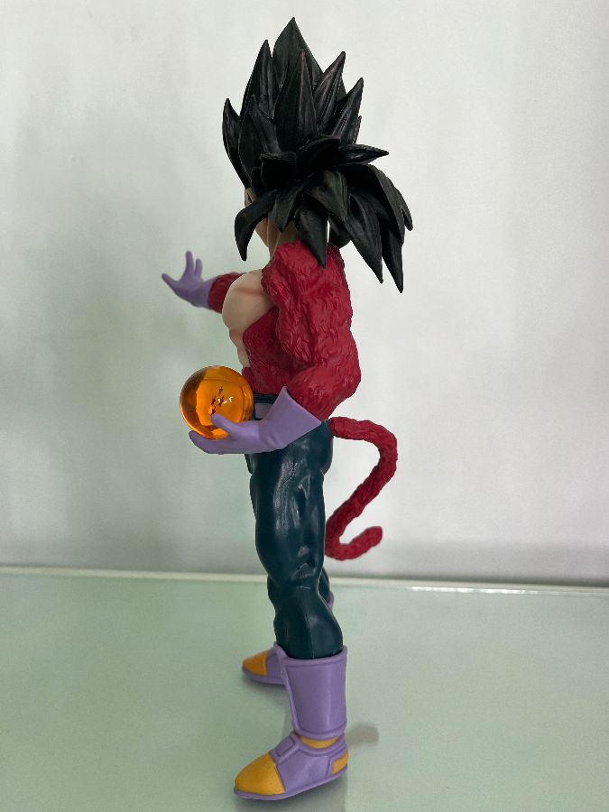Vegeta Xeno SSJ4