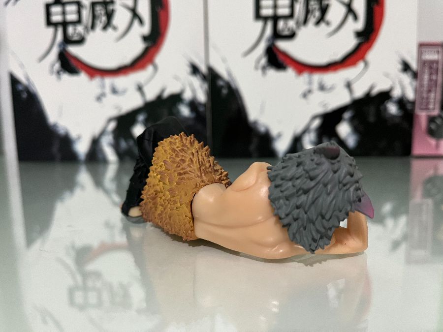 Inosuke acostado